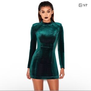 House of CB Isaura Long-Sleeve Velvet Mini Dress in Emerald Green Small